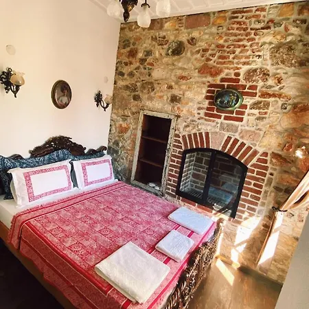 Homestay Cunda Fatma Hanim Konagi